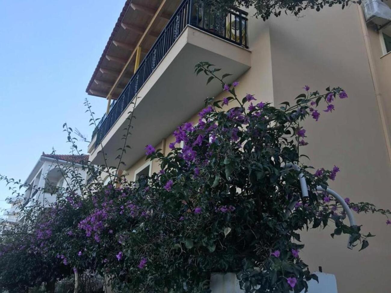 Marinos Studios Poros  Exterior photo